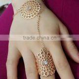 Latest Gold Finger Ring Designs Hollow Sun Shape Gold Women's Finger Ring Bracelet thumbnail-4