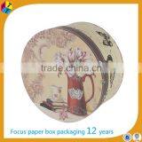 Rigid Round Packaging for Vintage Hat Boxes With Lids thumbnail-4