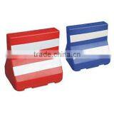 Oem Roto Moulding Traffic Road Barrier thumbnail-1