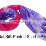 Soft Printed Wool Scarf Made up of Pure Wool Printed Wool Scarf Gules Collocation thumbnail-1