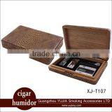 Portable Cedar Wooden Cigar Humidor Gift Set With Croco Leather thumbnail-1