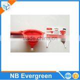 Silicone Folding Funnel, Food Grade Silicone Wine Folding Funnel With Plastic Handle thumbnail-2