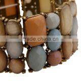 Free Sample New Design Simple Plastic Bangle With Alloy Ornament thumbnail-2