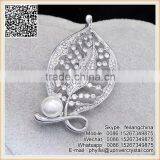 Antique Vintage Style Fine Crystal Diamond Ginko Brooch With Pearl Jewelry thumbnail-4