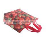 China Factory Good Quality Beautiful Strawberry Pattern Thermal Lunch Bag, Unique Lunch Bags thumbnail-2