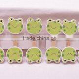 2017 Froggy Wooden Peg Ornaments Frog Decorations Made in China