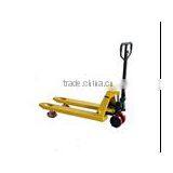 Stable 2.5 Ton Hand Hydrualic Pallet Truck Fit to Deliver in Narrow Place thumbnail-2