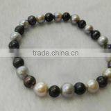 AAA 3-7mm Round White and Black Freshwater Pearl Bracelet thumbnail-2