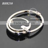 Round Shaped Starry Night Painting Portable Folding Alloy Purse Handbag Hook Metal Swivel Handbag Holder Shopping Bag Hanger thumbnail-3