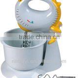 Function of Hand Mixer With Rotating Bowl