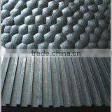 10mm to 30mm Thickness Cloth Inserting Cow Horse Trailer Rubber Mats thumbnail-1