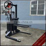 1-2 Ton Straddle Semi Electric Stacker Forklift thumbnail-2