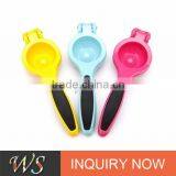 WSCCHH069 Famous and High Quality Lemon Squeezer With Silicone Handles thumbnail-1