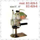 Straight Knife Cloth Cutting Machine