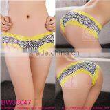 Fashion Zebra Printed Underwear With Lace Trim thumbnail-1
