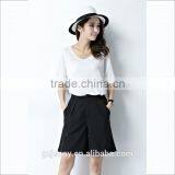 Wholesale Simple Black Cargo Walking Women Bermuda Shorts thumbnail-1