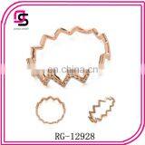 2014 Fashion Metal Chevron Jewelry , Chevron Ring With Rhinestone thumbnail-1