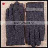 Man's Wholesale Mirco Velvet and Fabric Touch Screengloves With Leather Button thumbnail-3