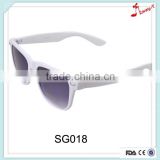 Best selling cartoon OEM sunglass for women online market with certificate of quality