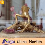 Table decorative beautiful gold and pink frog animal sculpture for sale gifts NTRS-AD013Y