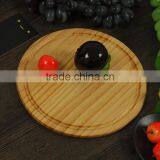 Eco-friendly Round Solid Wood Cutting Board for Serving Food thumbnail-5