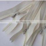 Nylon Reverse Coil Zipper for Cushion thumbnail-5