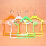 Plastic Children Clothes Hanger for Baby Clothes thumbnail-1