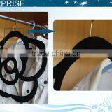 Velvet Hanger for Scarves in Black thumbnail-3