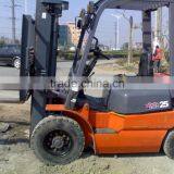 High Quality of Used 2.5t Forklift Sell at Lower Price thumbnail-5