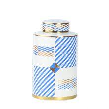 European Simple Style Blue and White Bended Line Sheet Pattern Ceramic Flower Vases With Lid For Home Decoration