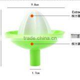 Hopper Shape Manual Juice Extractor Lemon Squeezer Plastic thumbnail-2