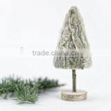 Mini Christmas Tree thumbnail-2