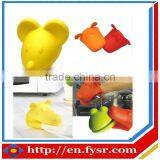 Silicone Heat Resistant Gloves thumbnail-1