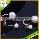 Simple Design Double Sided Pearl Earring thumbnail-1