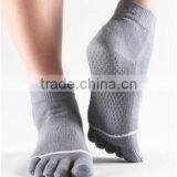 Cotton Ankle Toe Anti Slip Yoga Socks for Men thumbnail-1