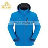 Windproof Men's Outdoor Softshell Jacket With Hood thumbnail-3