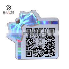 Наклейка с голографической антифальсификацией, на которой напечатан QR-код thumbnail-1
