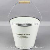 ROUND ENAMEL IRON STORAGE W/HANDLE thumbnail-1
