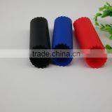 Wholesale Kitchen Tools Silicone Garlic Press Garlic Tube Roller thumbnail-4
