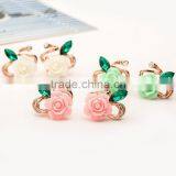 Zm53245a Korean Model Stock Jewelry Earrings Moq 10 Pieces Flower Shape Earrings thumbnail-4
