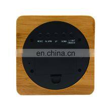 Акционный современный настольный электронный цифровой светодиодный деревянный будильник с тканевой поверхностью для гостиной современного дома thumbnail-4