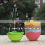 Plastic Hanging Flowerpot With Metal Chain Hanger thumbnail-1