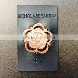 Custom 2-in-1 OEM Handbag Brand Logo Metal Badge thumbnail-4