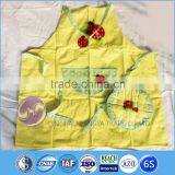 Qingdao Shandong wholesale custom printed cotton pot holder and kitchen apron set