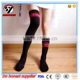 China Socks Factory Top Quality Custom Design Breathable Cotton Crew Fashion Long Socks thumbnail-2