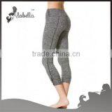Dry Fit Breathable Supplex Sports Yoga Pants Capri thumbnail-1