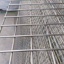 Galvanized Welded Wire Mesh Panel With PVC Coating for Anti-Theft Fencing thumbnail-2