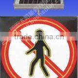 Solar Traffic Light thumbnail-1