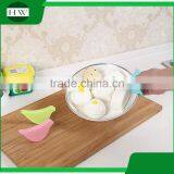 Kitchen Non-stick Cartoon Bird Silicone Bbq Baking Grill Heat Resistant Oven Finger Clip Glove Gloves thumbnail-2