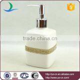 Ceramic Hotel Bathroom Sanitary Items With Golden Rhinestone thumbnail-2